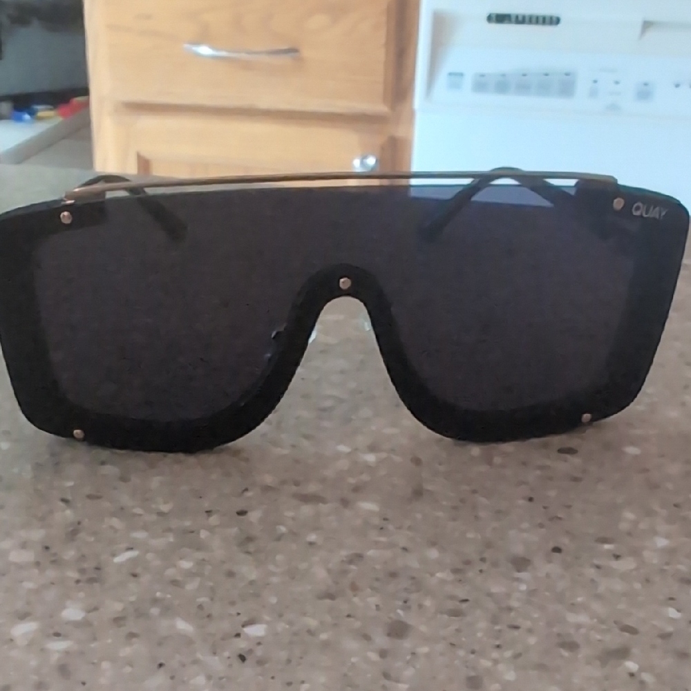 Quay Sunglasses